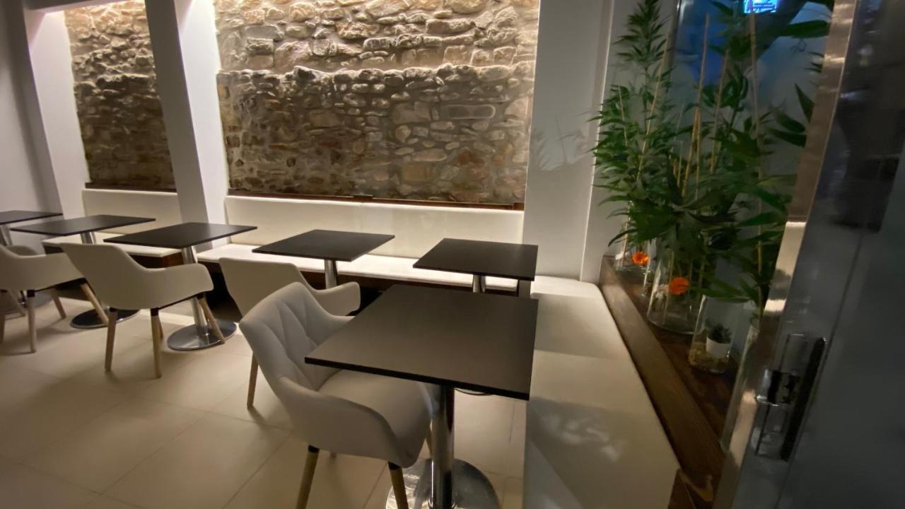 Hostal Somnis 수리아 외부 사진